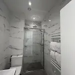 شقة - Sea View - 2 Bedrooms 3 Beds - Rotterdam