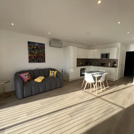 - Sea View - 2 Bedrooms 3 Beds - Rotterdam Διαμέρισμα *