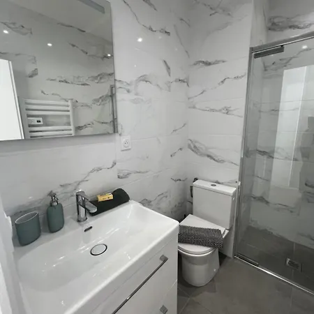 - Sea View - 2 Bedrooms 3 Beds - Rotterdam Διαμέρισμα