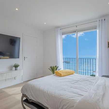 - Sea View - 2 Bedrooms 3 Beds - Rotterdam *