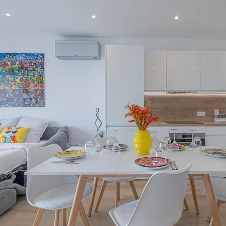 - Sea View - 2 Bedrooms 3 Beds - Rotterdam 아파트