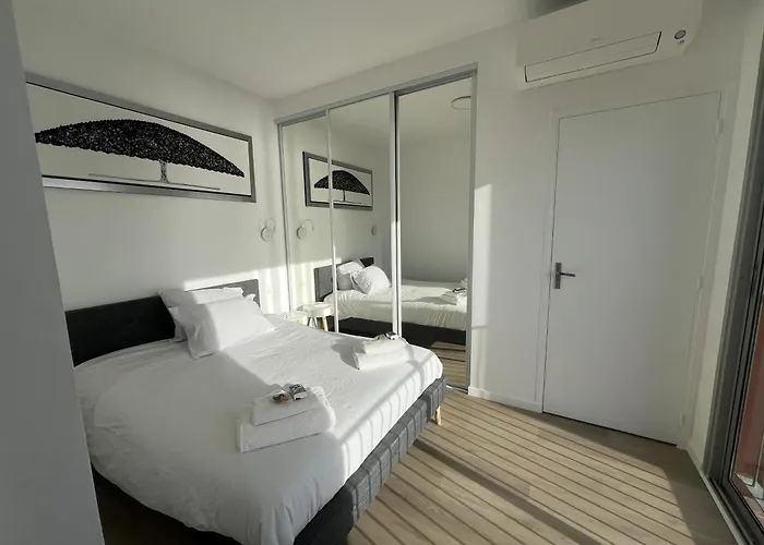 - Sea View - 2 Bedrooms 3 Beds - Rotterdam * Cap-d'Ail